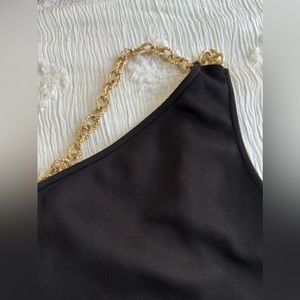 Women’s ASOS Black Asymmetrical bodysuit small size 6 gold chain